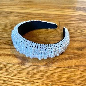 Zara pearl headband, worn once